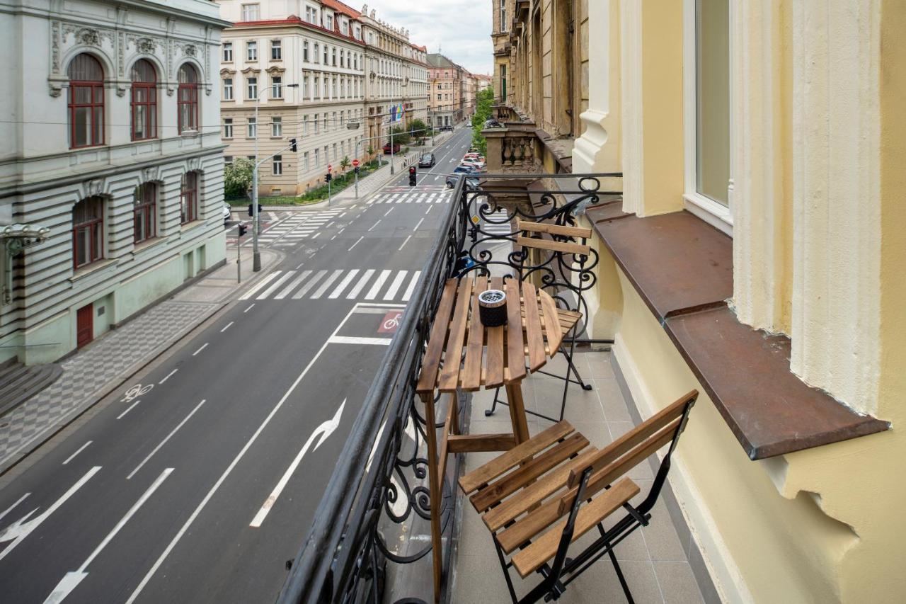 Apart Hotel Zborovska Prague Exterior photo