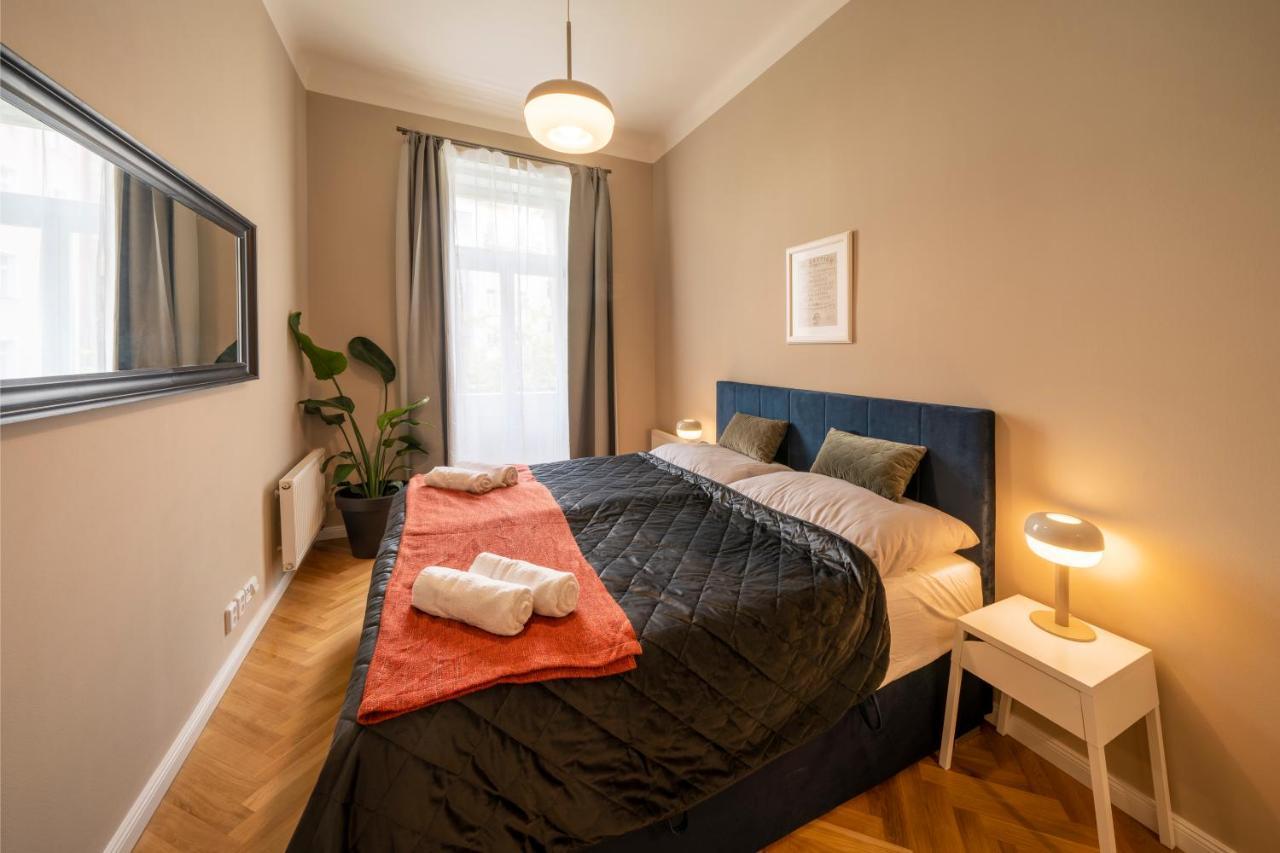 Apart Hotel Zborovska Prague Exterior photo
