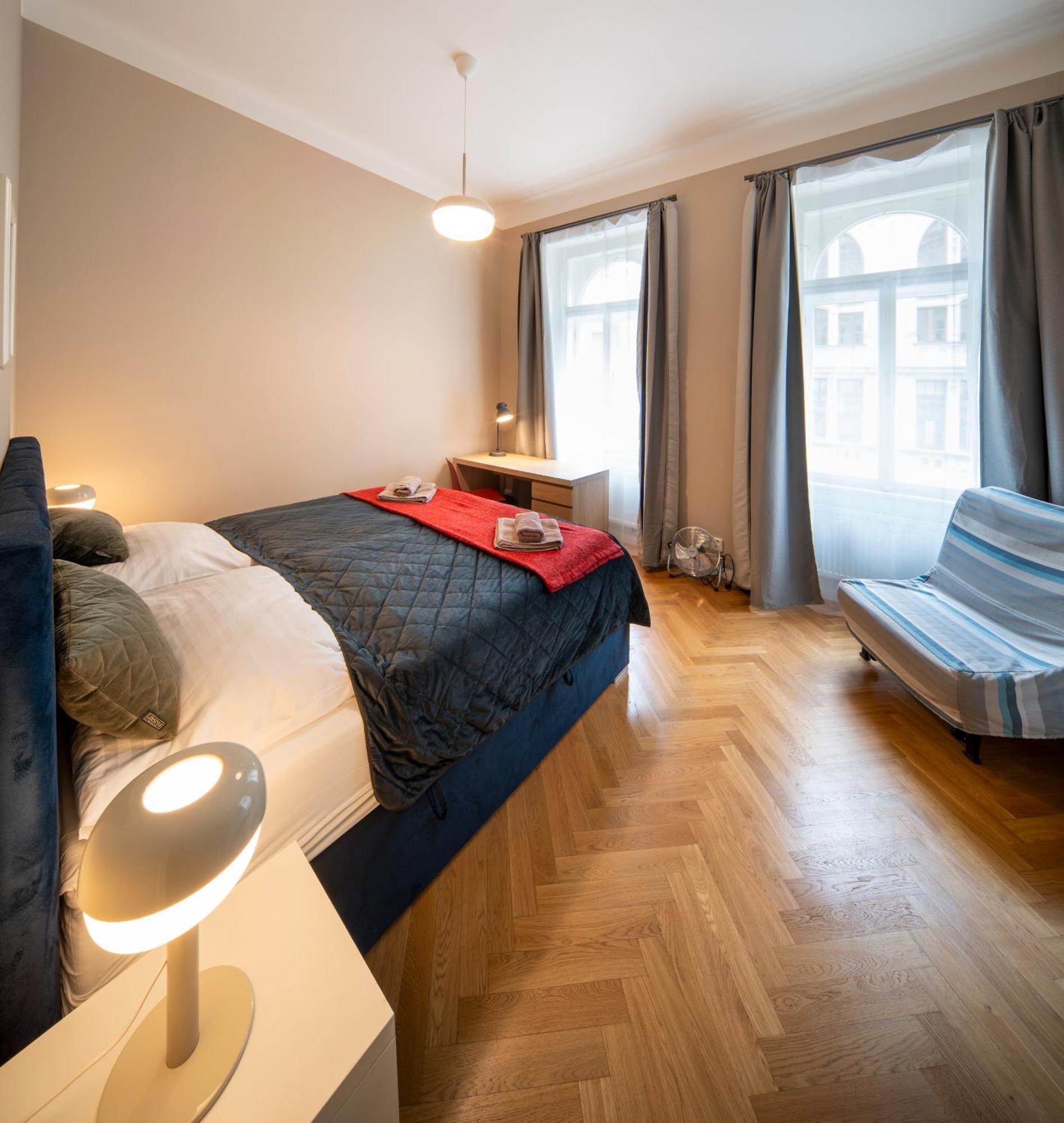 Apart Hotel Zborovska Prague Exterior photo